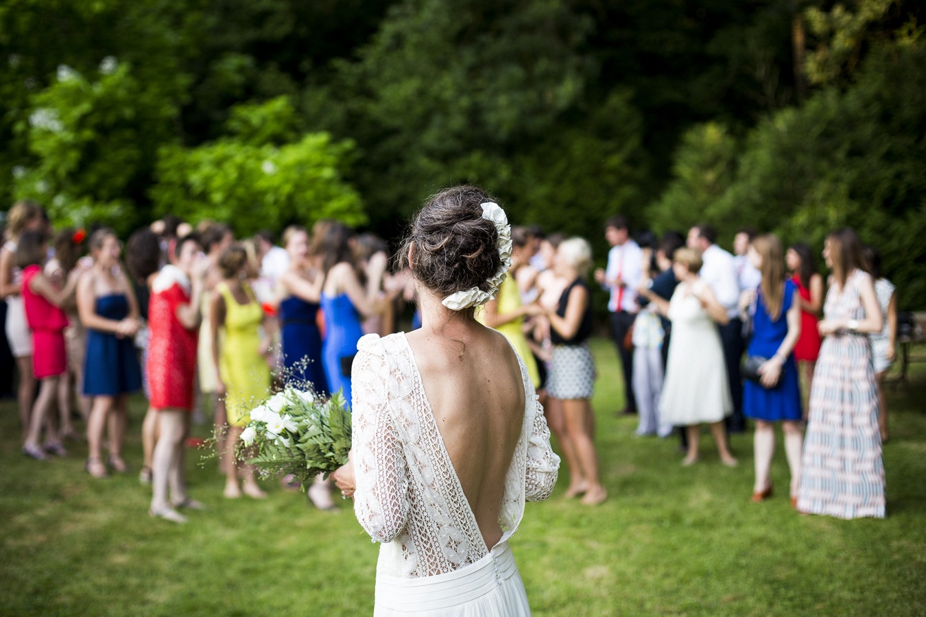 Vestidos de novia para boda al aire libre - Finca La Alcudia