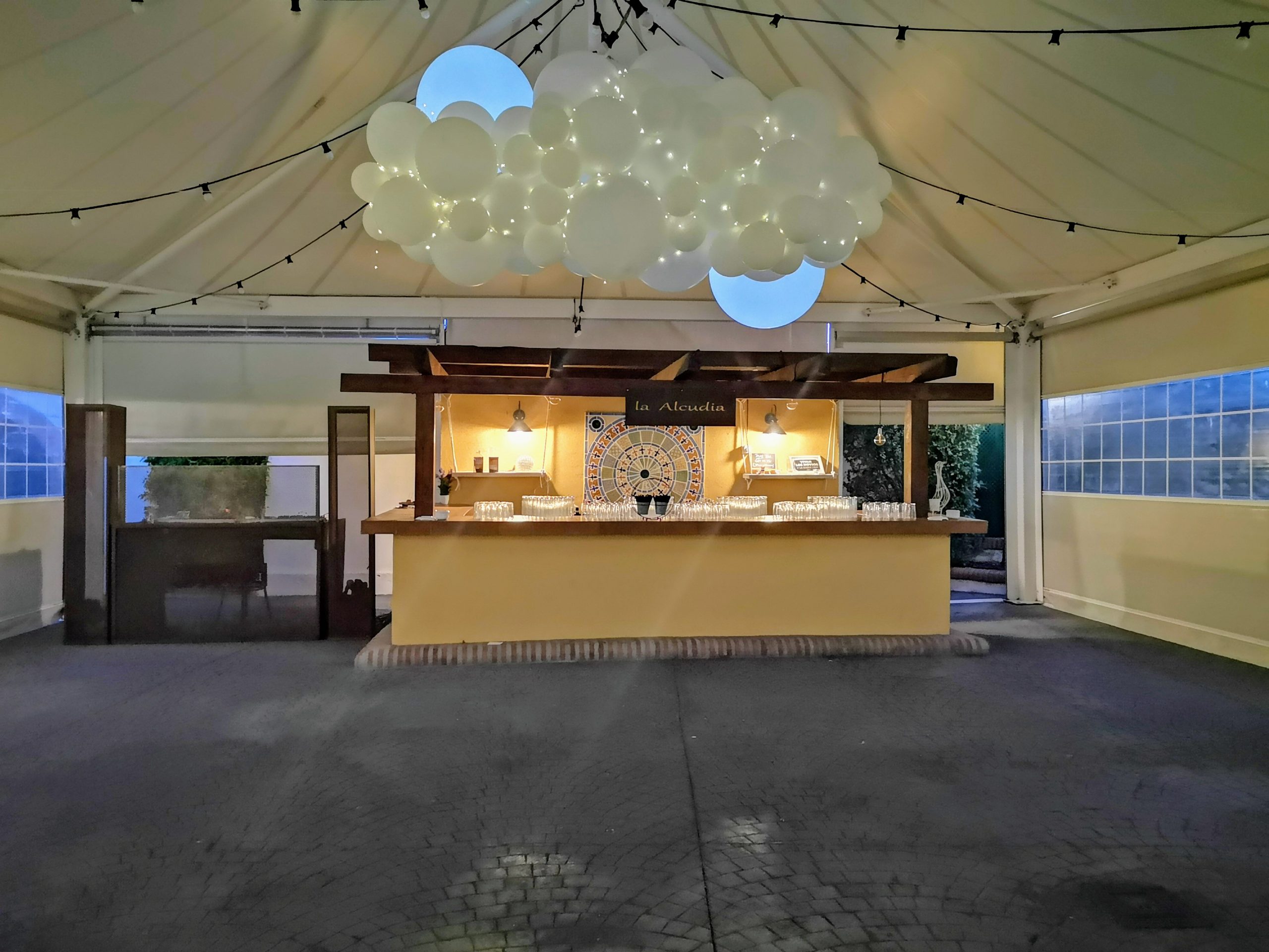 Patio Bar y DJ